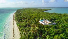 All inclusive Villa in Sian Kaan- Meals, Cooks & butler included!